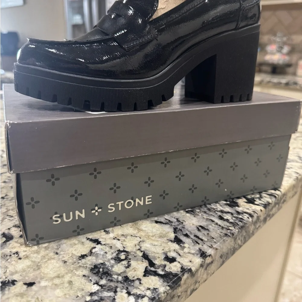 NIB Sun + Stone Prescott Black  Leather Platform Loafers Women’s SZ 6.5M